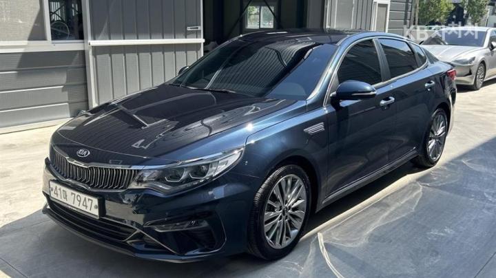 Kia K5 2.0 Gasoline Noblesse 4