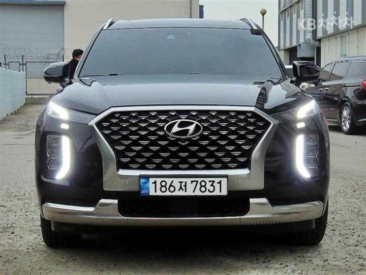Hyundai Palisade 2.2 Diesel Calligraphy 2