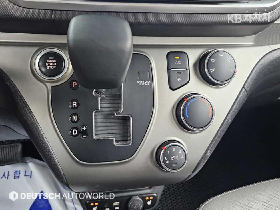 2018 - kia ray