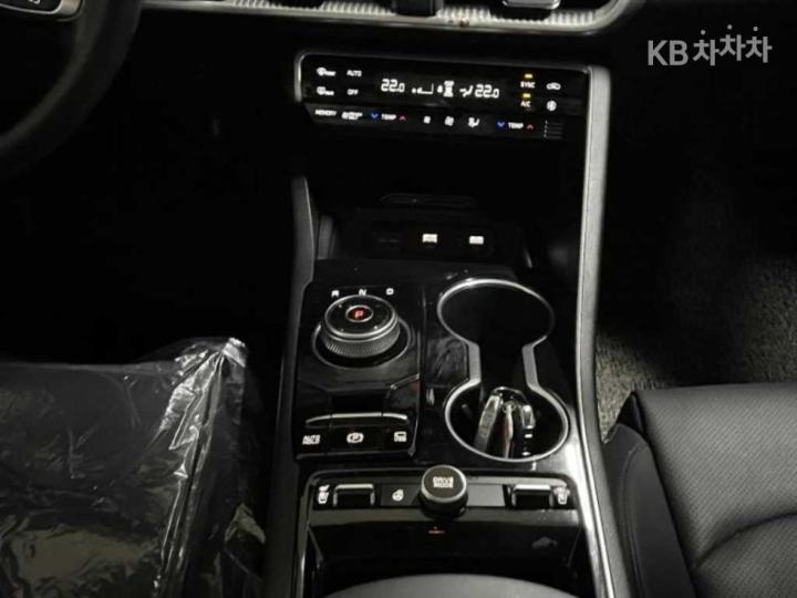 Kia K5 Hybrid 2.0 HEV Prestige 9