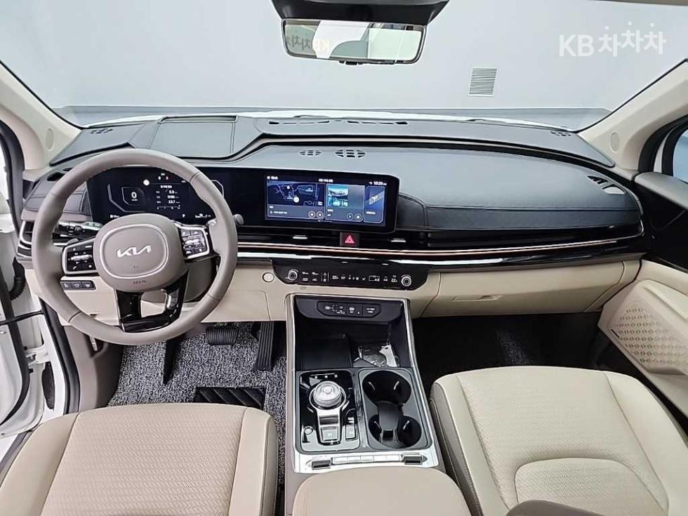 2025 - kia carnival