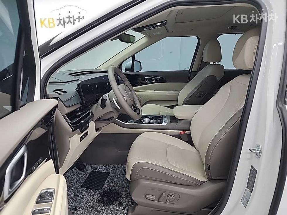2025 - kia carnival