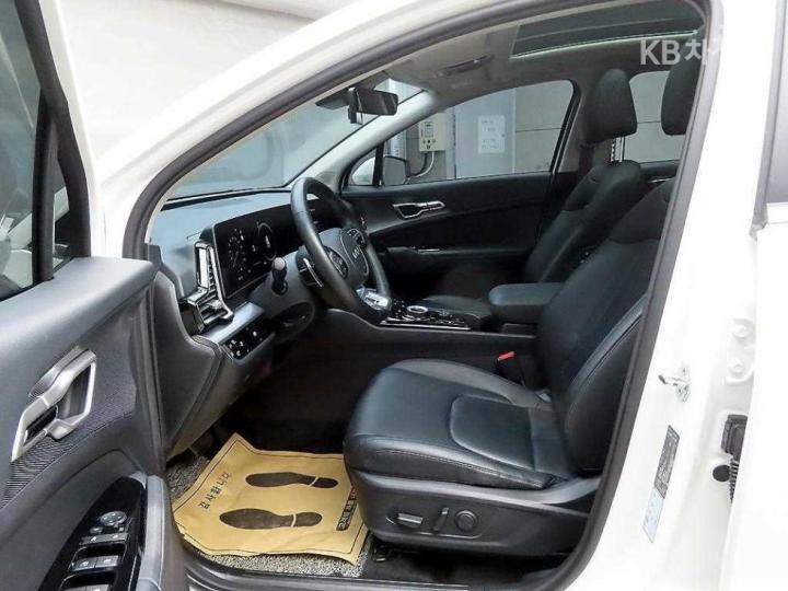Kia Sportage The G1.6 T-GDI 2WD Noblesse 6