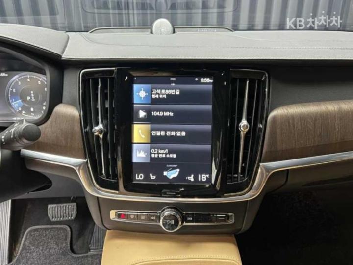 Volvo S90 B6 Inscription 10