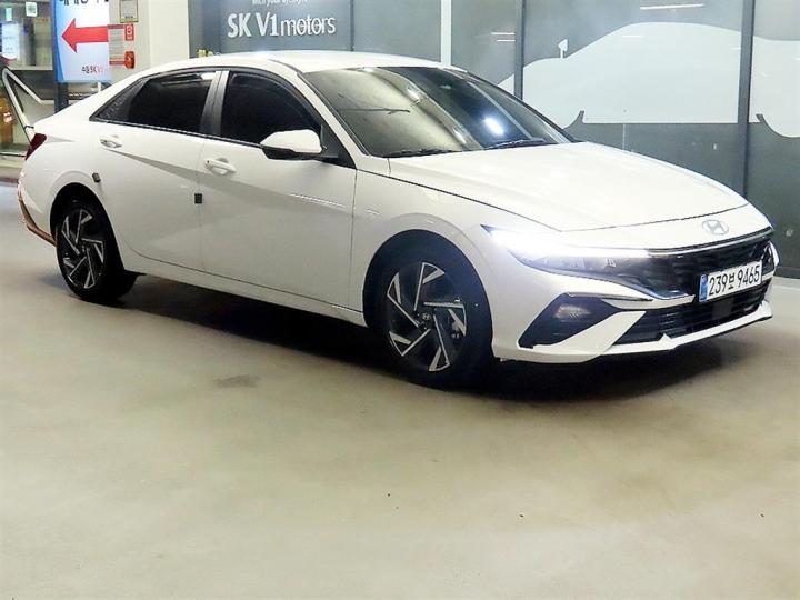 Hyundai Avante CN7 1.6 Gasoline Modern