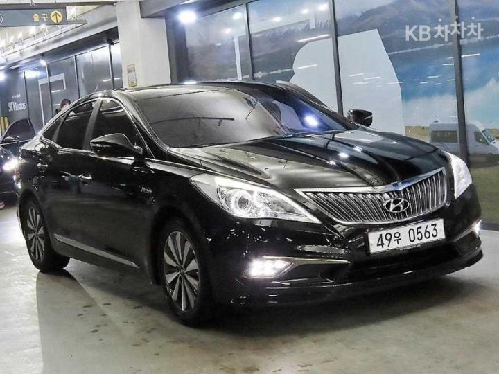 Hyundai Grandeur Hybrid Premium