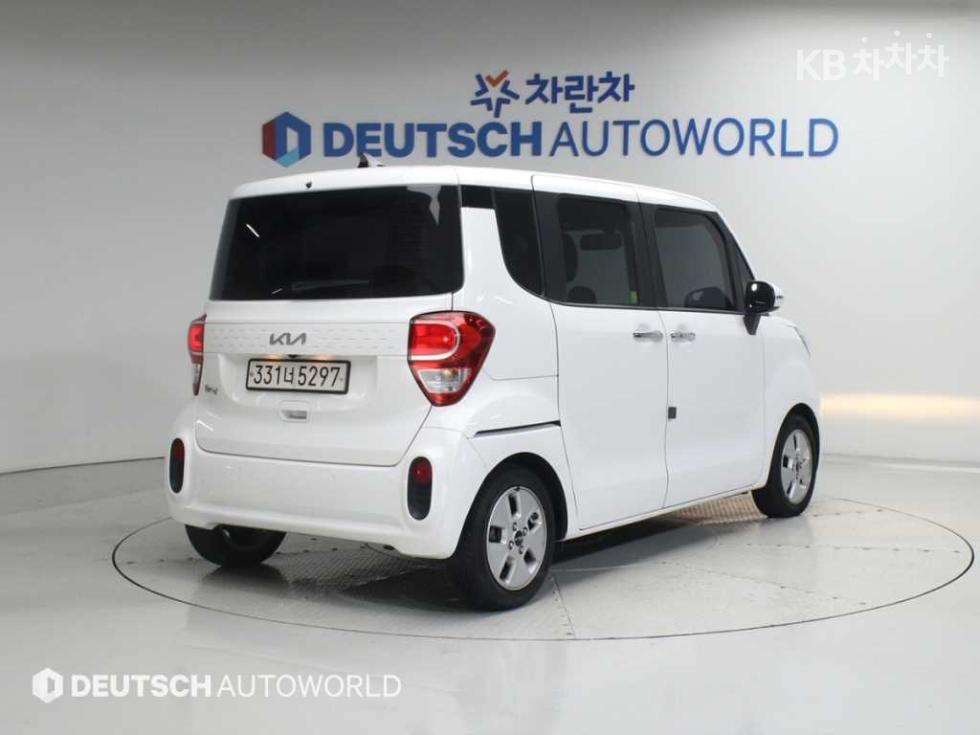 2022 - kia ray