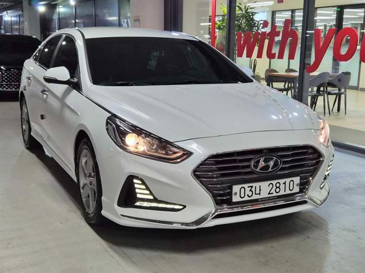 Hyundai Sonata New Rise 2.0 Modern