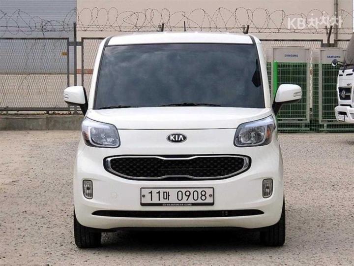 Kia Ray 1.0 Gasoline Prestige