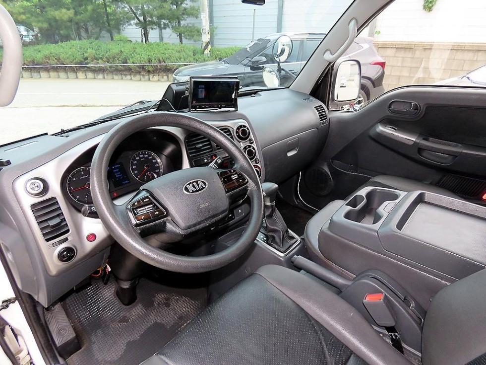 2020 - kia bongo iii