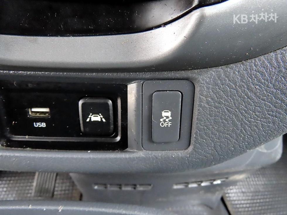 2020 - kia bongo iii