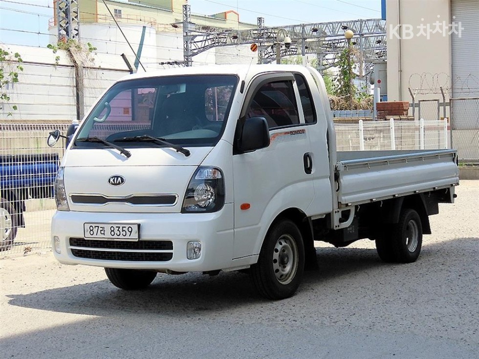 2016 - kia bongo iii