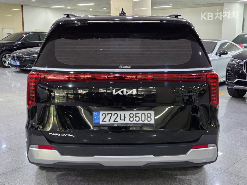 2025 - kia carnival