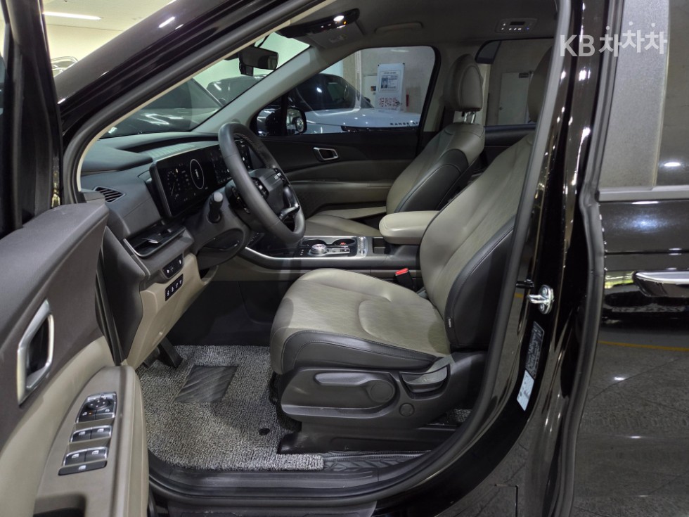 2025 - kia carnival