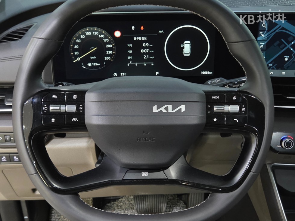 2025 - kia carnival