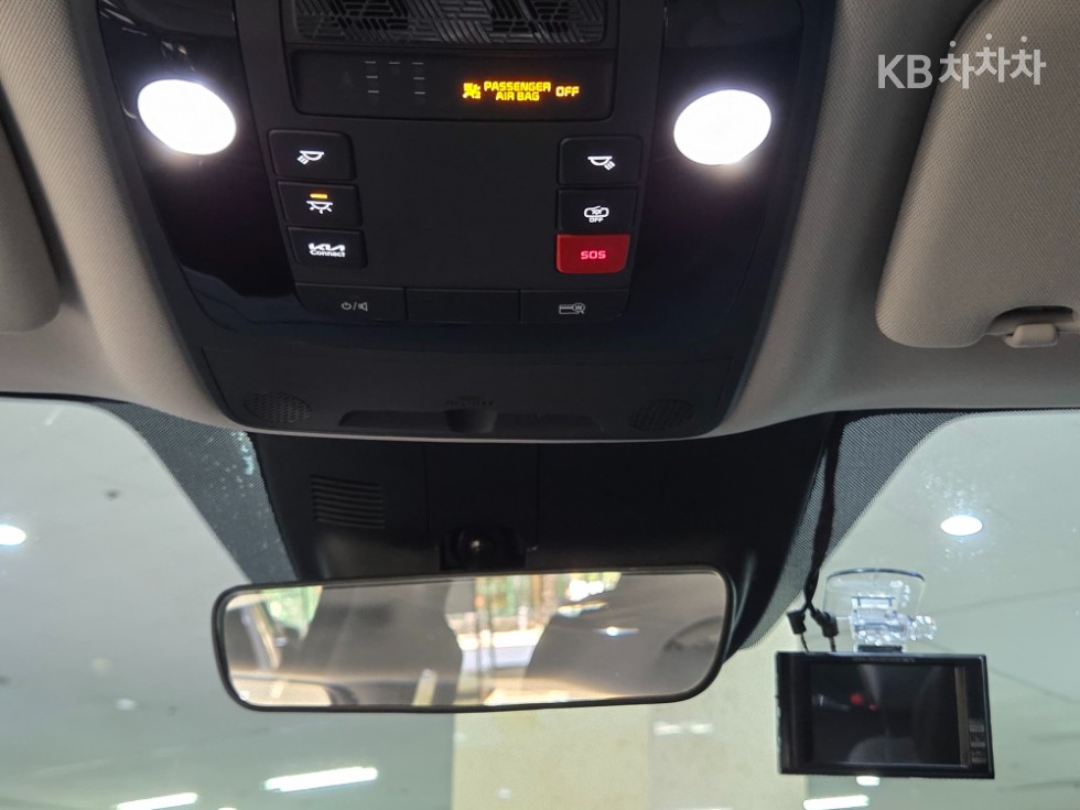 2025 - kia carnival