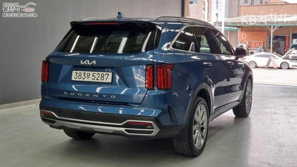 2022 - kia sorento