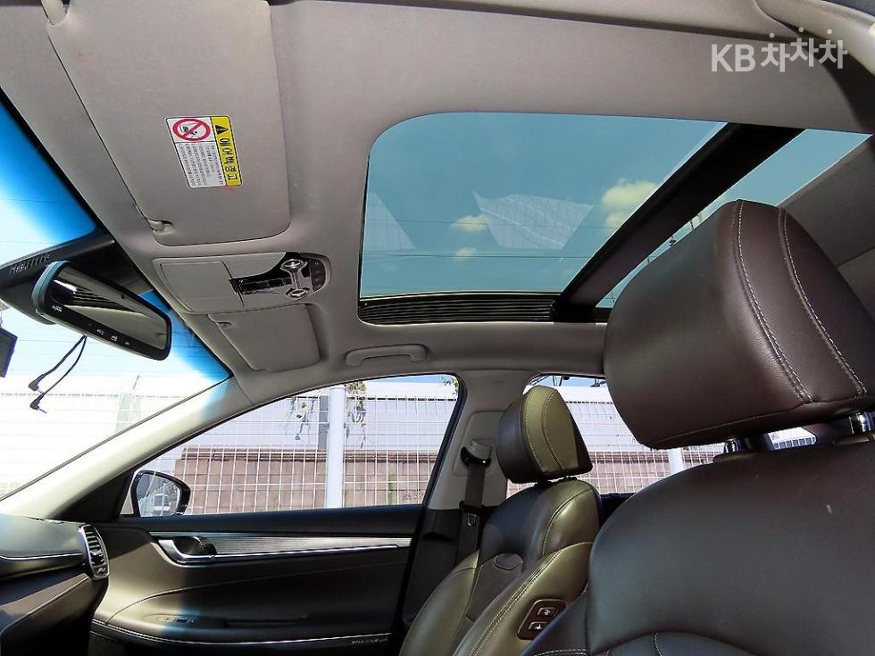Hyundai Grandeur — miniaturë 17
