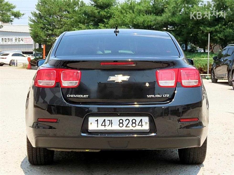 Chevrolet Malibu — miniaturë 4