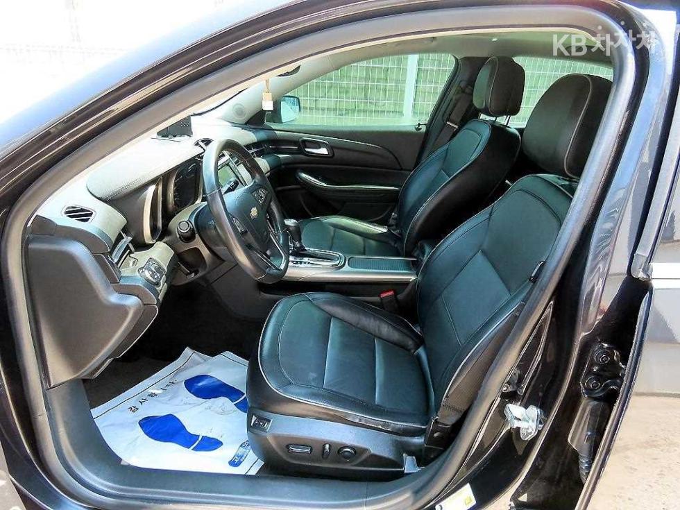 Chevrolet Malibu — miniaturë 5