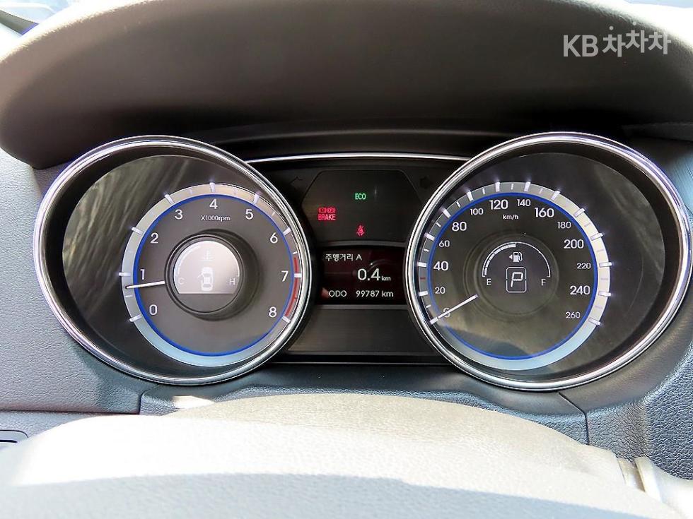 Hyundai Sonata — miniaturë 9