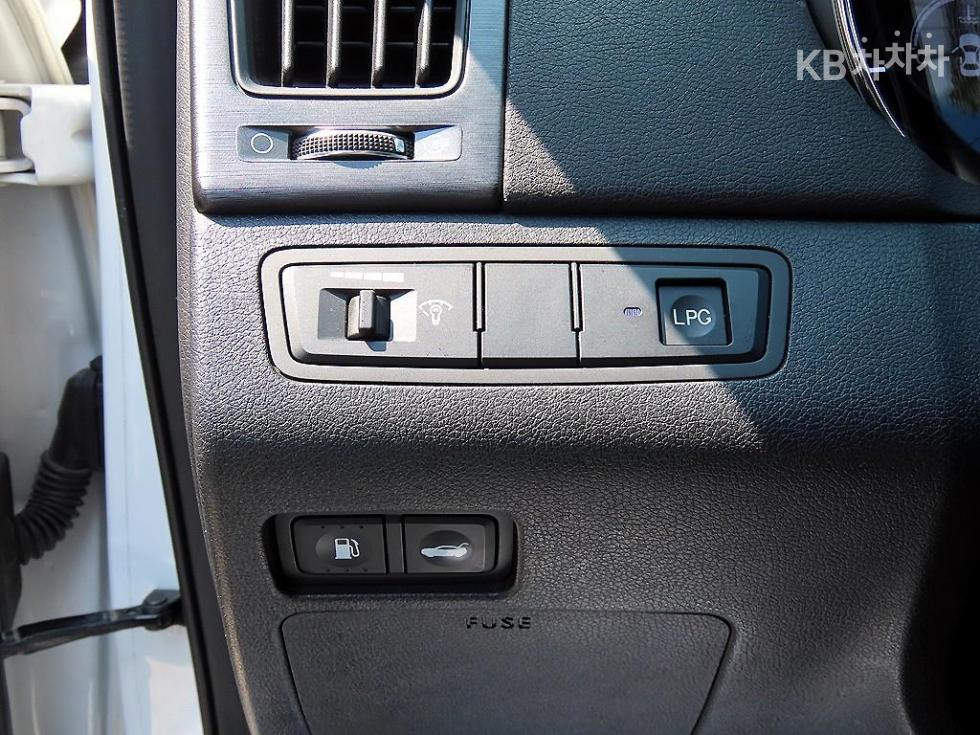 Hyundai Sonata — miniaturë 12