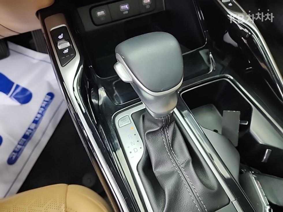 2023 - kia sorento
