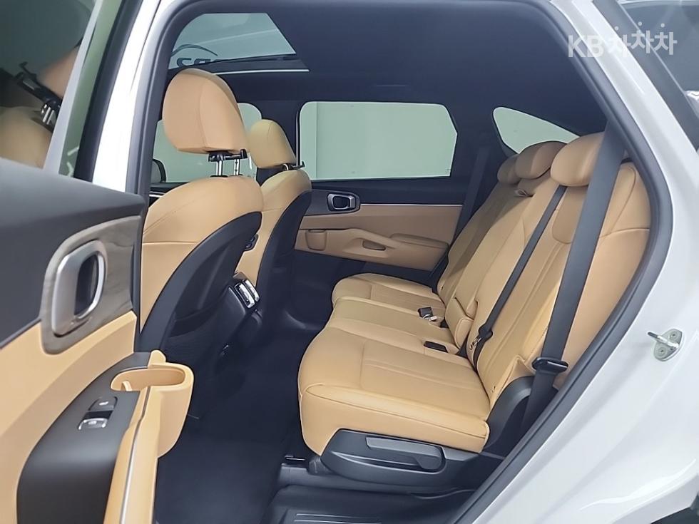 2023 - kia sorento