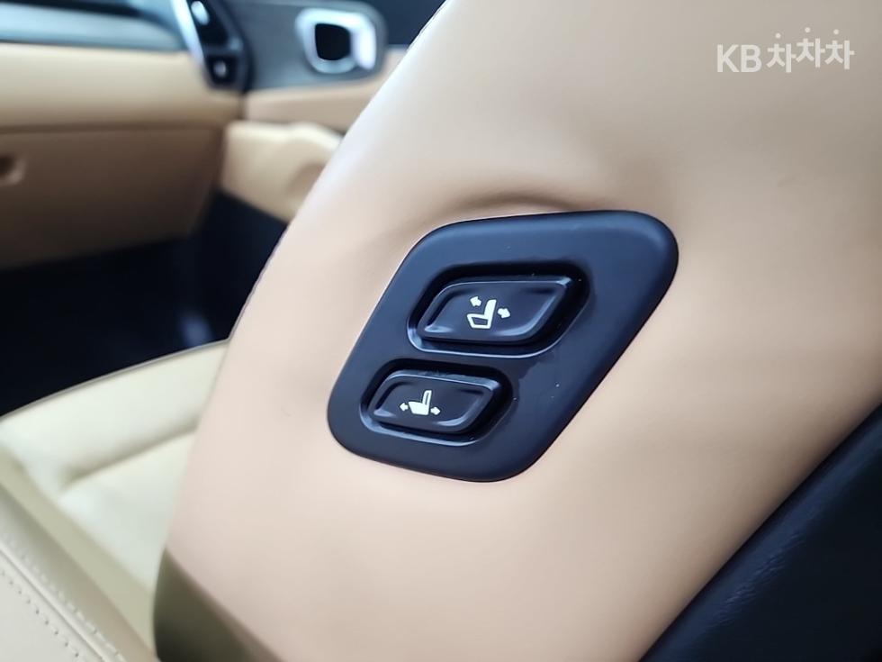 2023 - kia sorento