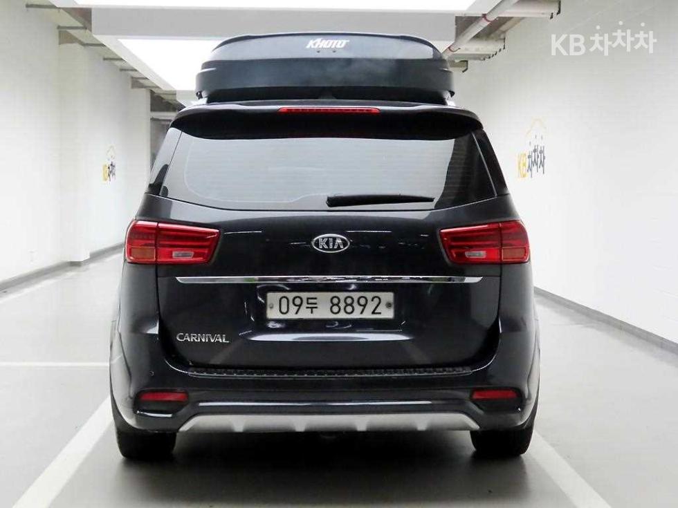 2019 - kia carnival