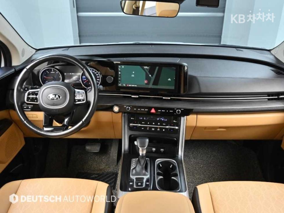 2021 - kia carnival