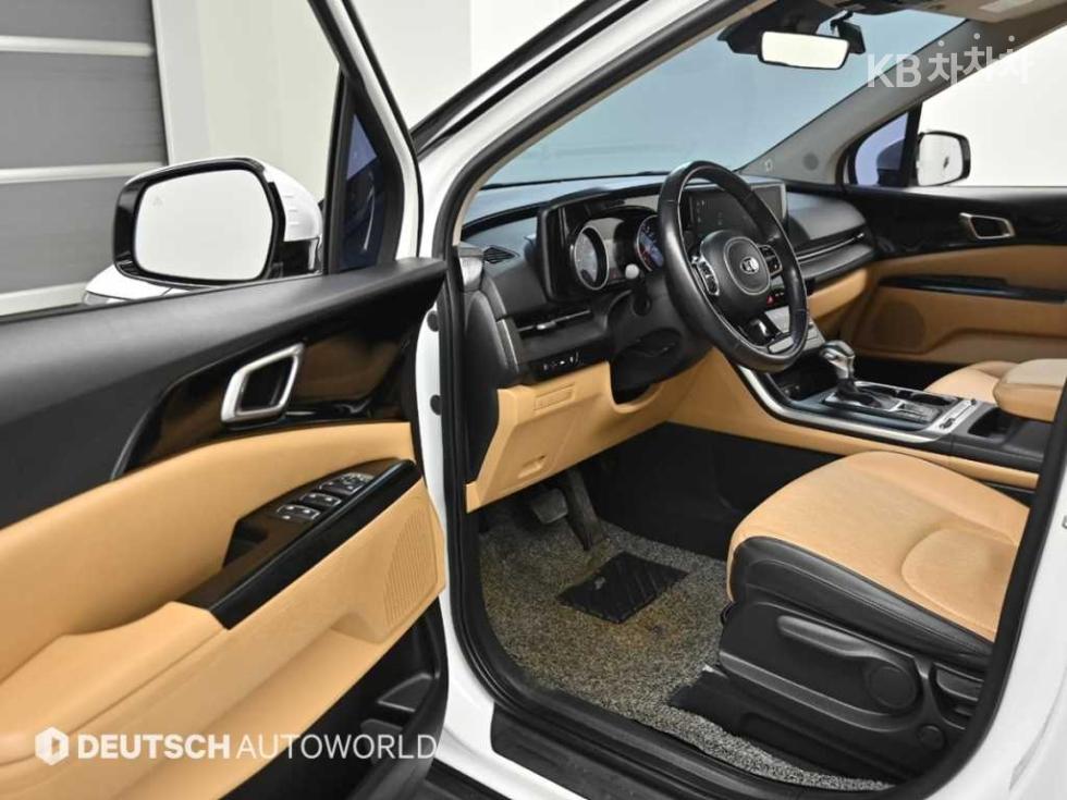 2021 - kia carnival