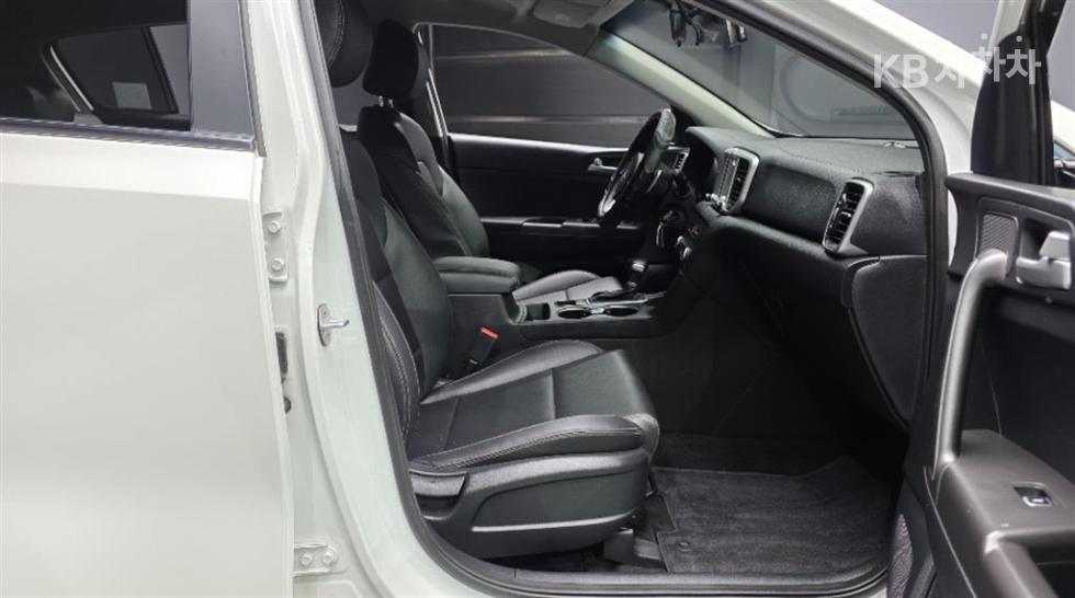 2019 - kia sportage