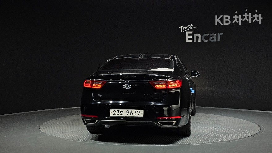 2019 - kia k7