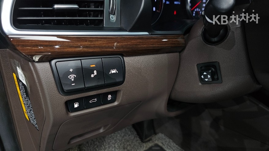 2019 - kia k7