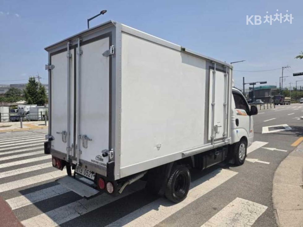 2019 - kia bongo iii