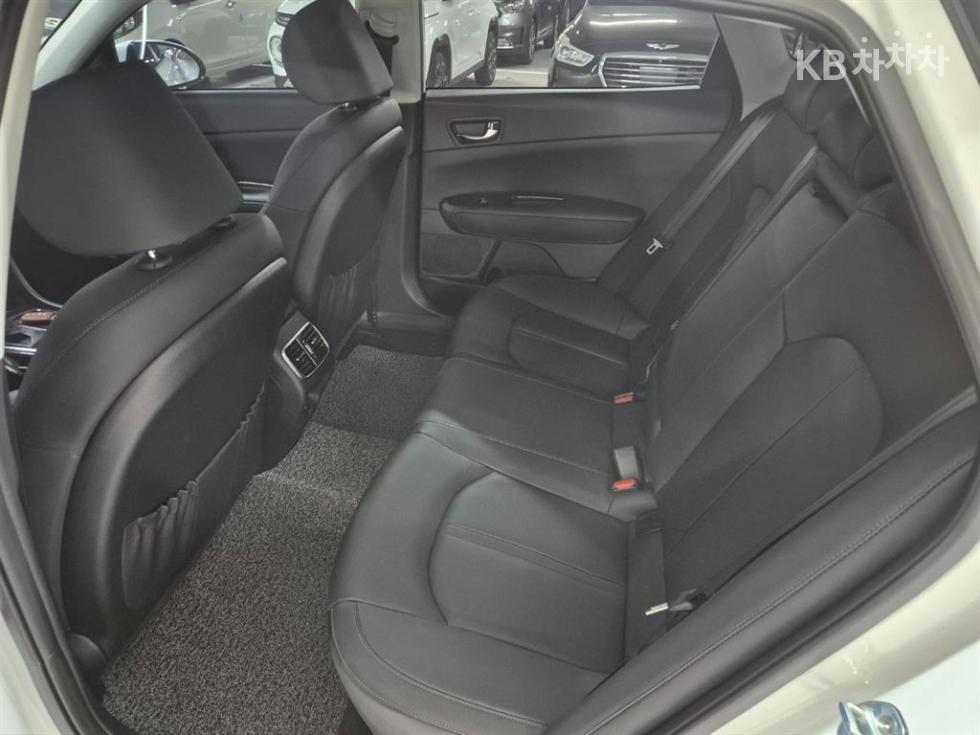 2019 - kia k5