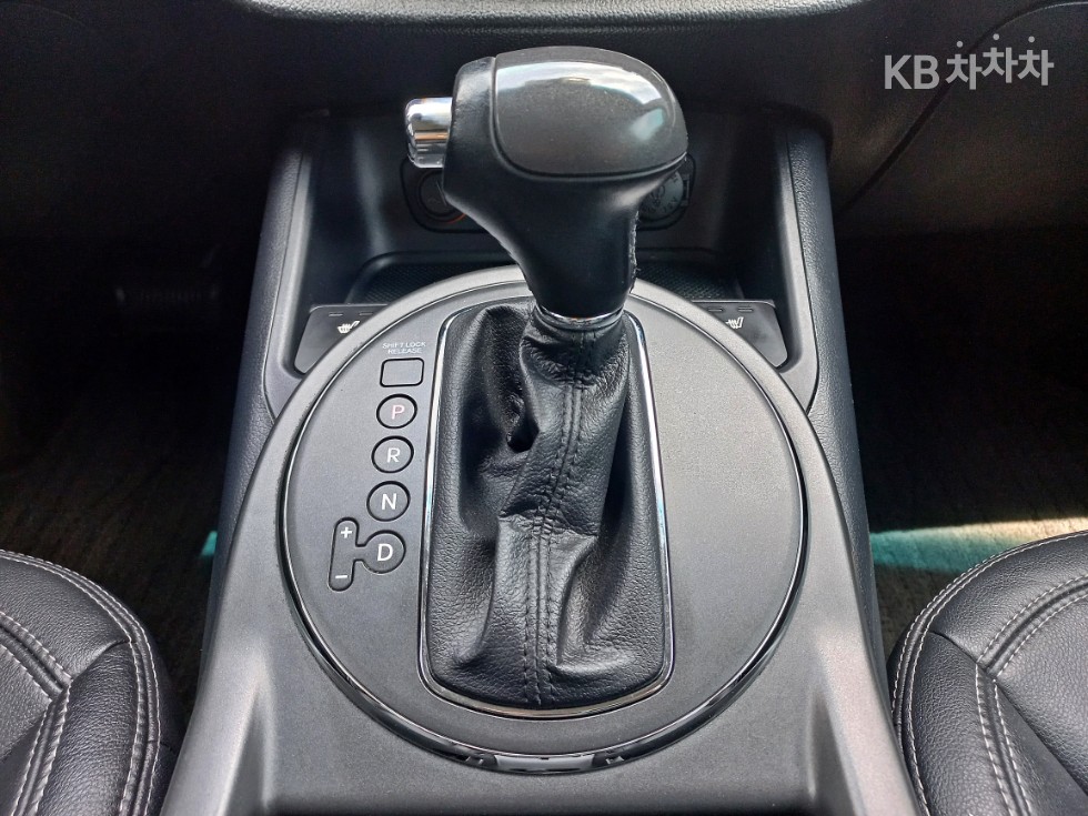 2012 - kia sportage