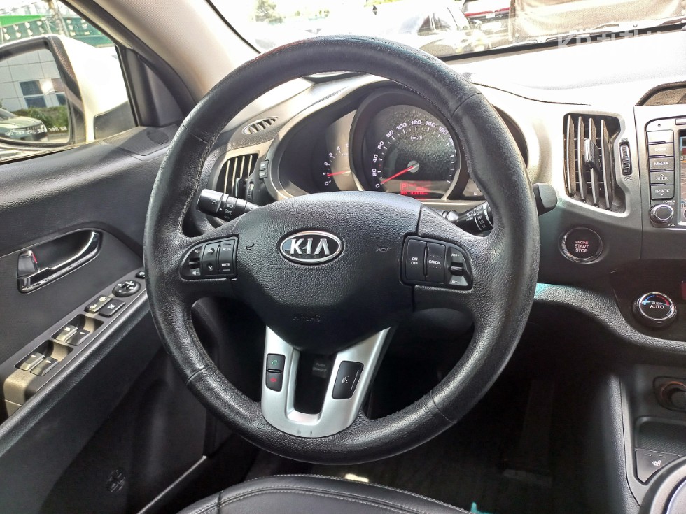 2012 - kia sportage