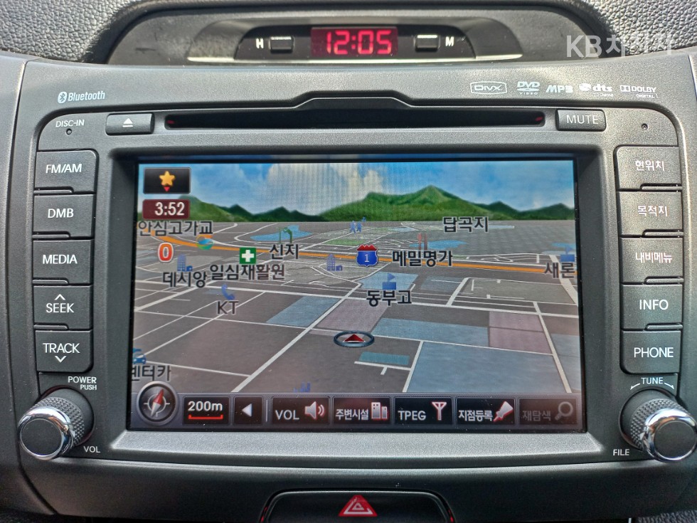 2012 - kia sportage