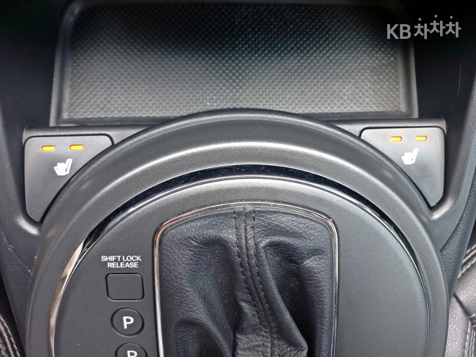 2012 - kia sportage
