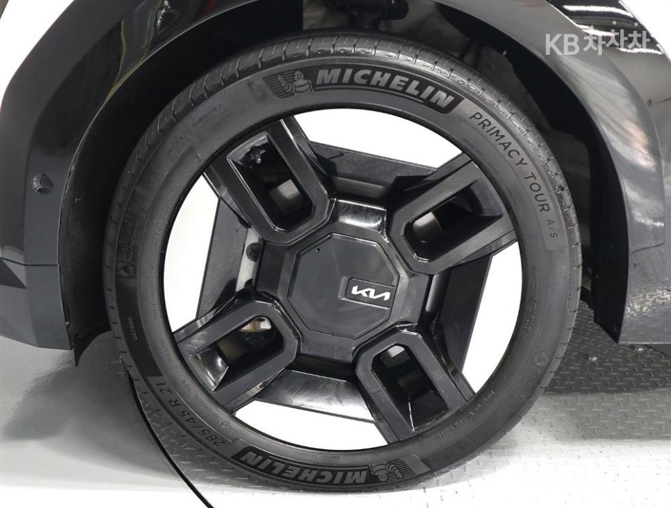 2024 - kia ev9
