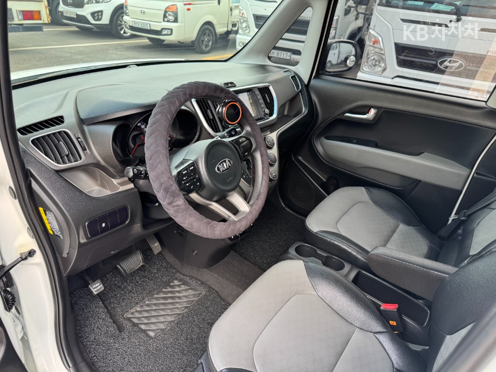 2019 - kia ray