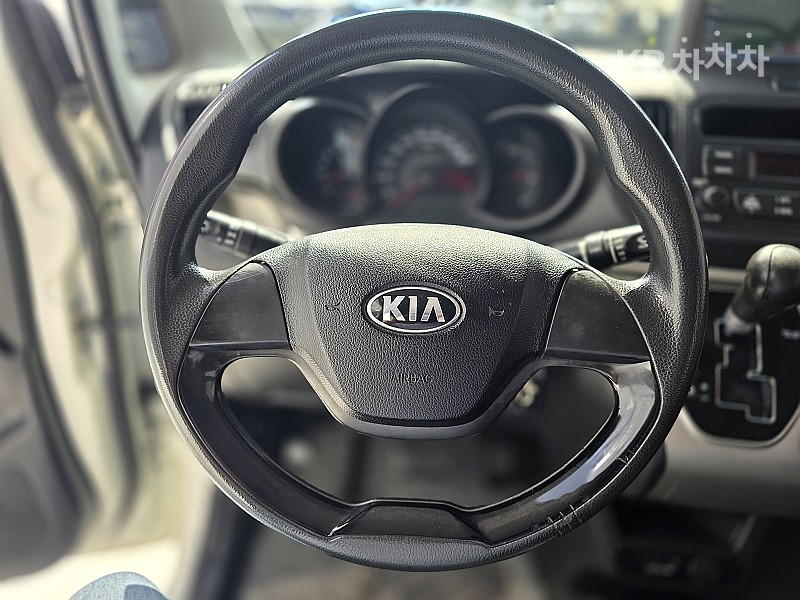 2016 - kia ray-ban