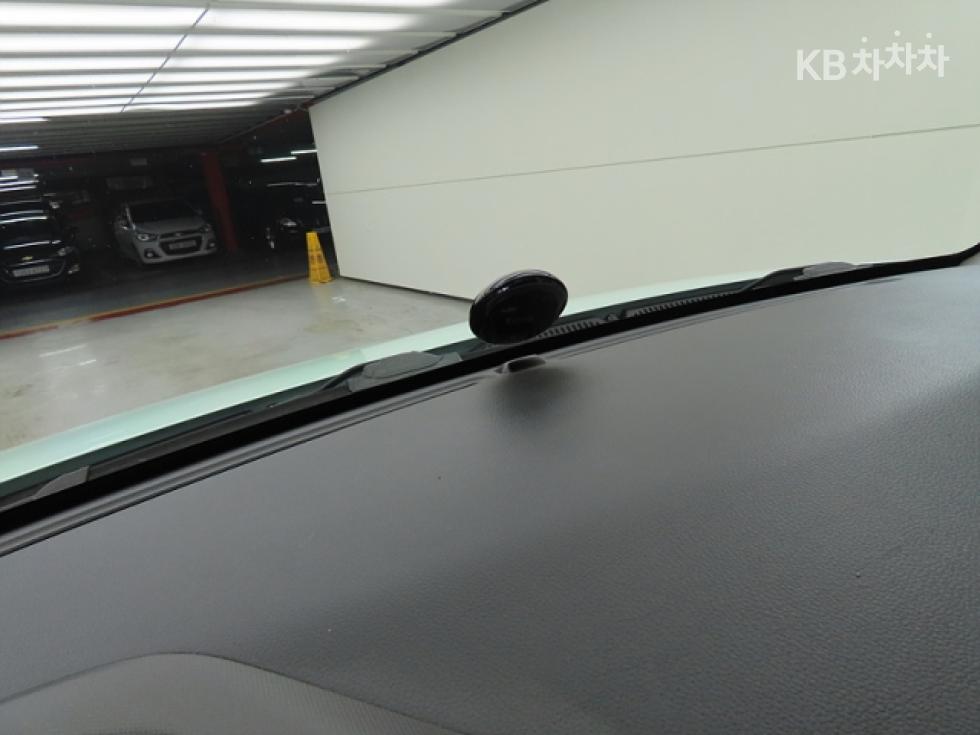 2022 - kia ray