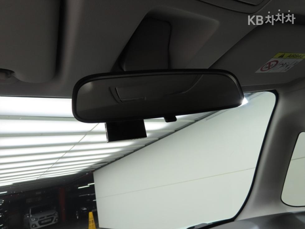 2022 - kia ray