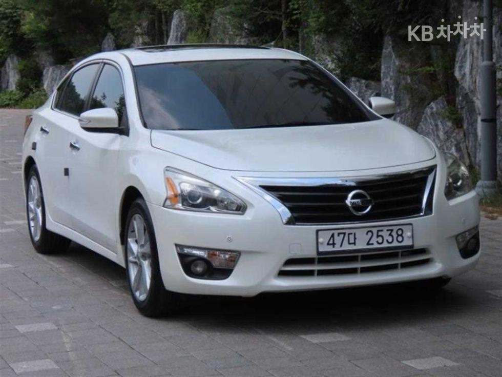 2014 - nissan altima
