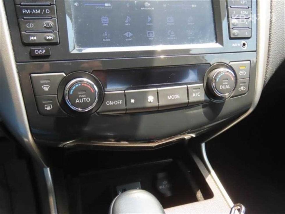 2014 - nissan altima