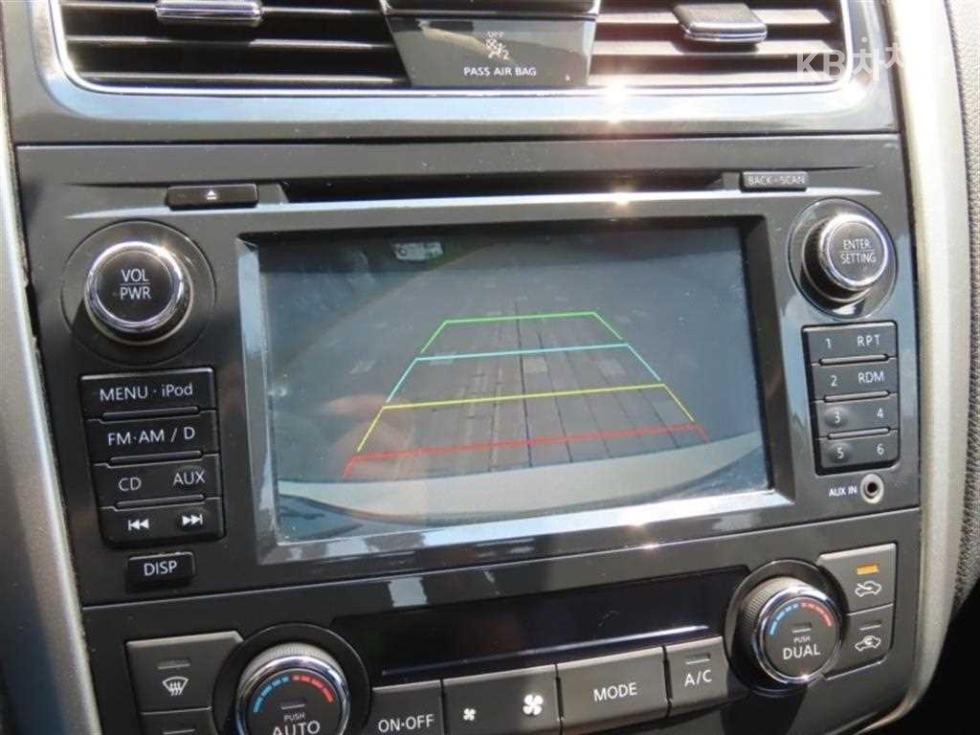 2014 - nissan altima