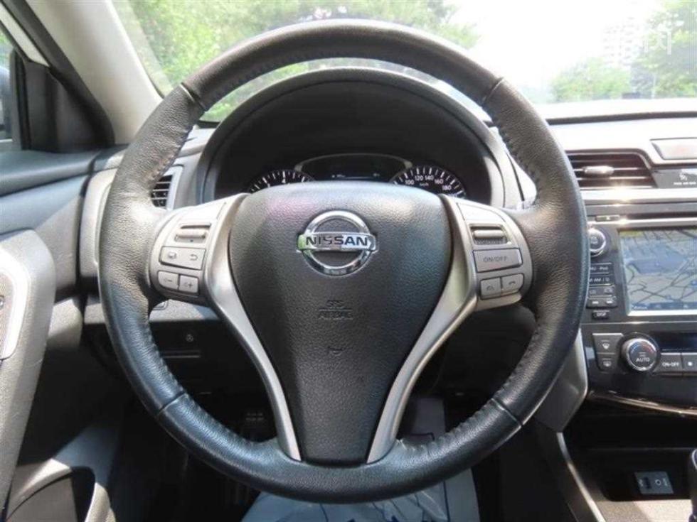 2014 - nissan altima
